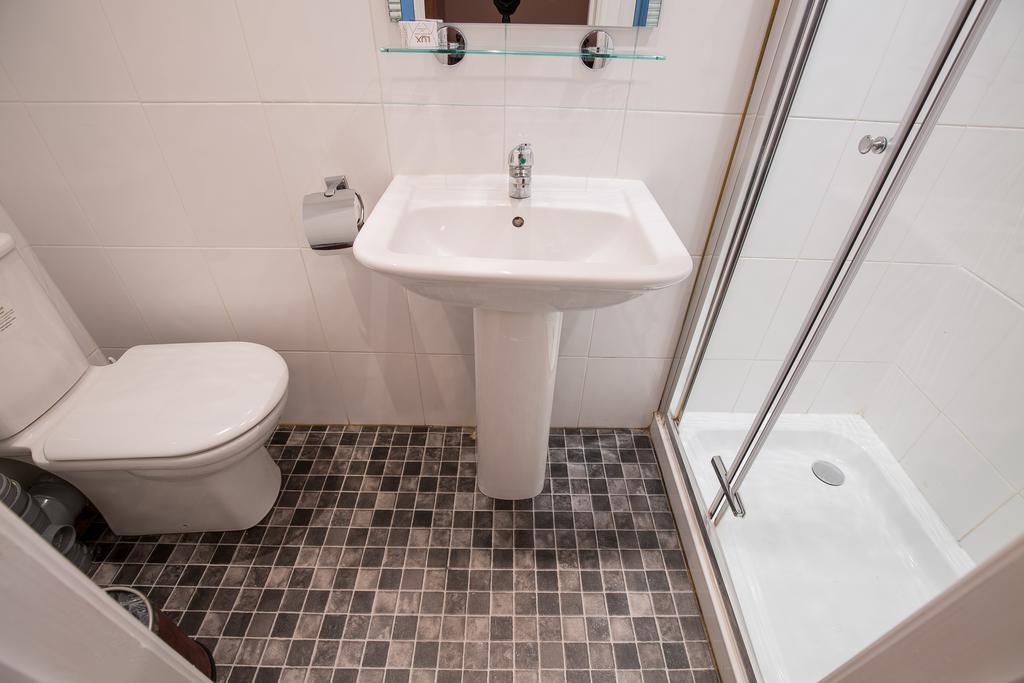 Citybest Hotel Ilford Bagian luar foto